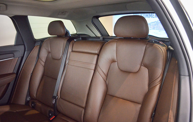 Volvo V90 Cross Country 2018 hàng độc tại Việt Nam